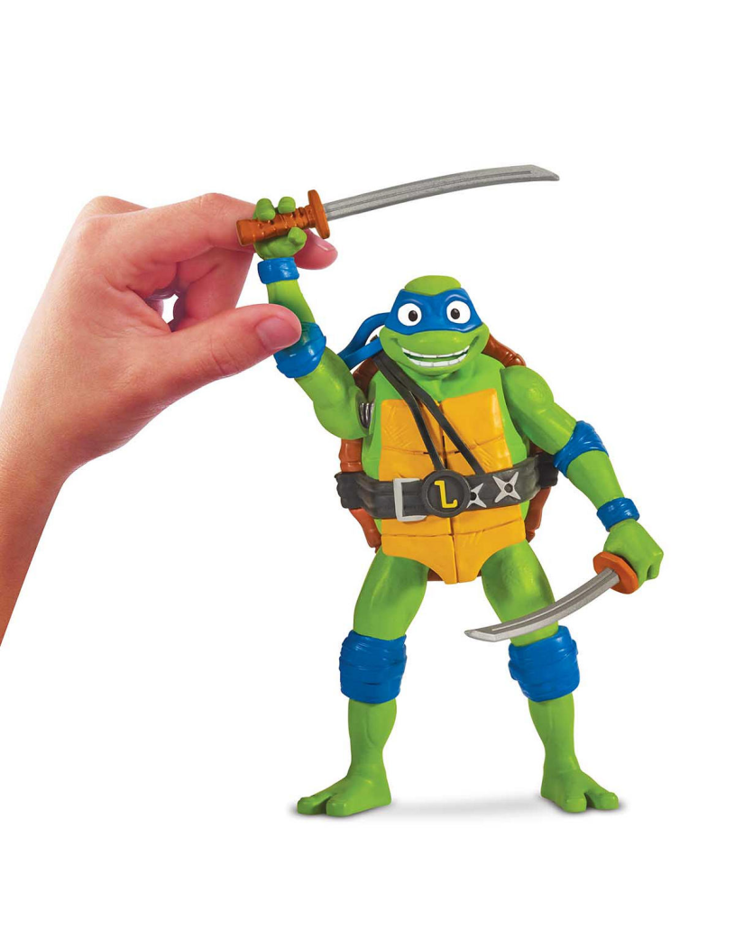 TMNT Mutant Mayhem Ninja Shouts figure - Leonardo
