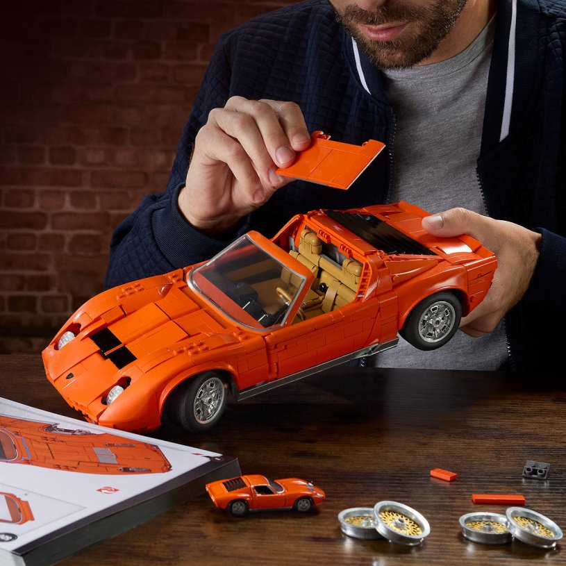 Mattel Brick Shop Hot Wheels 71 Lamborghini Miura P400 SV