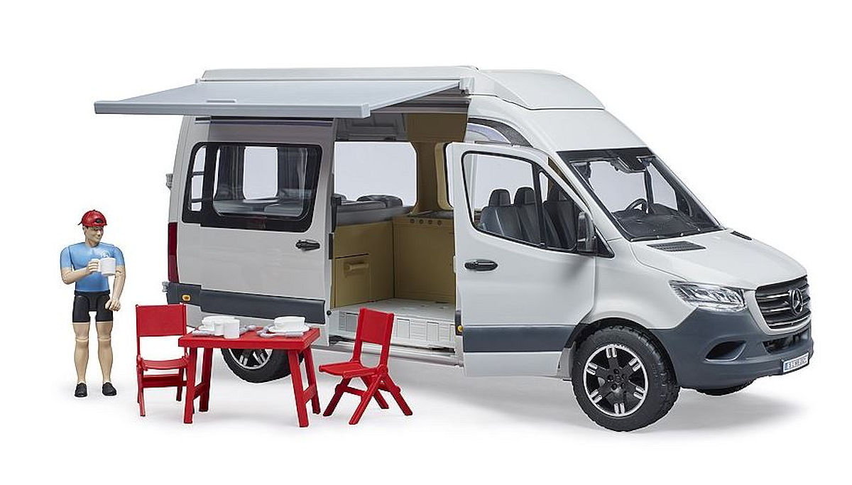 Bruder MB Sprinter Camper with driver