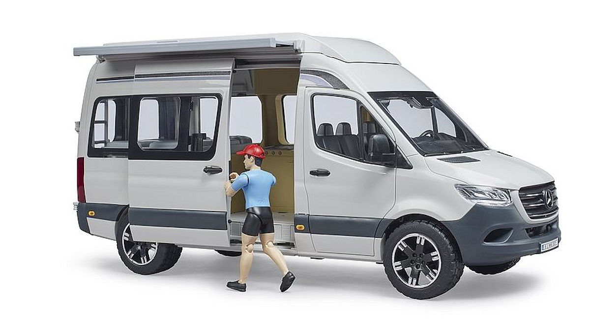 Bruder MB Sprinter Camper with driver