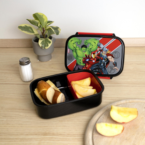 Avengers lunchbox met bakje