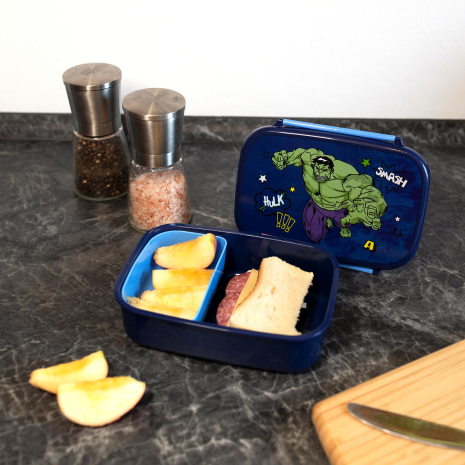 Avengers lunchbox met bakje