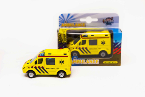 Kids Globe die cast pull-back ambulance 8 cm.