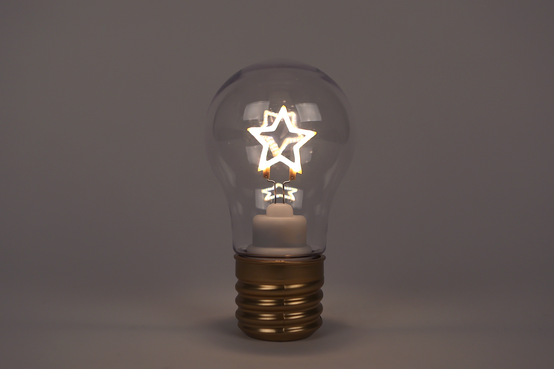 Special Moments LED Gloeilamp Xmas 7x7x12,5cm 4 assorti