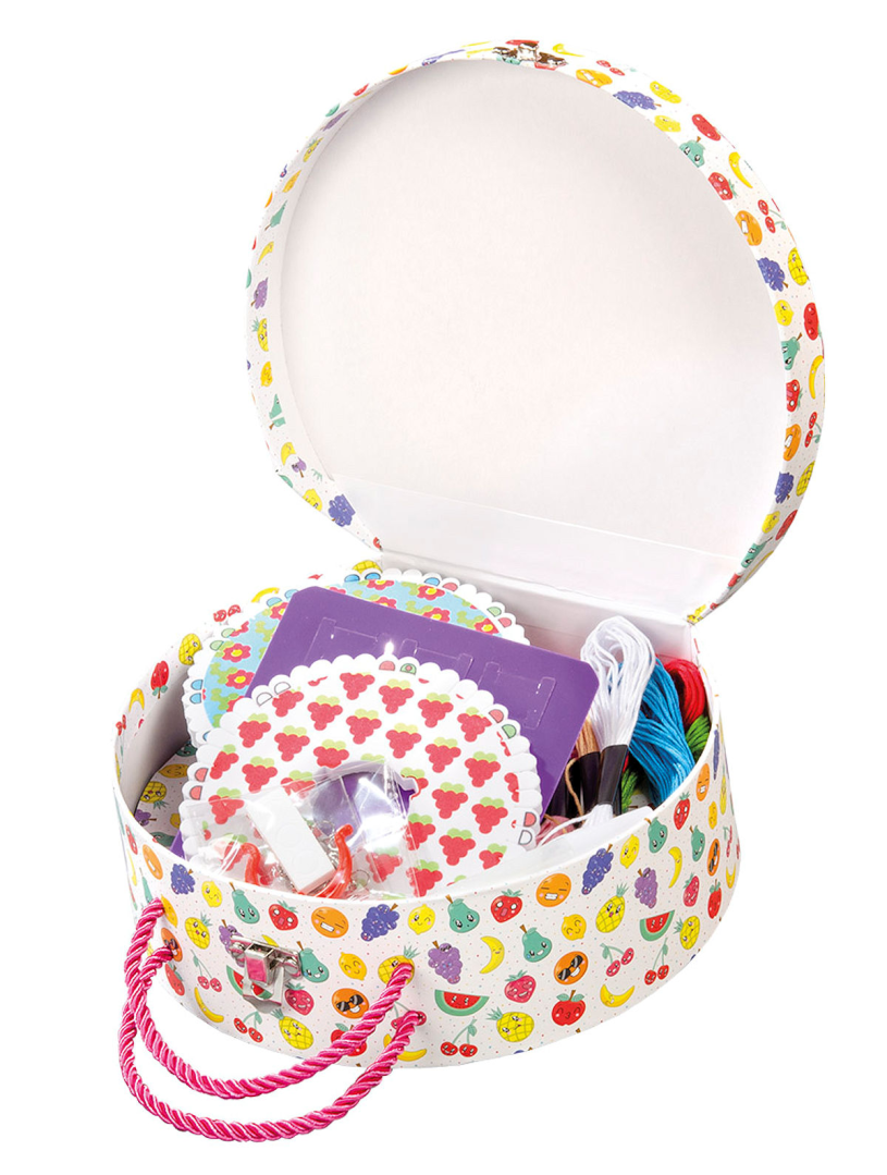 Totum Factory Bracelet Lacing Factory