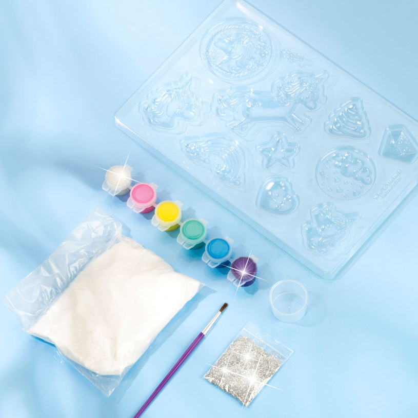 Totum Unicorn Model and Paint Unicorn